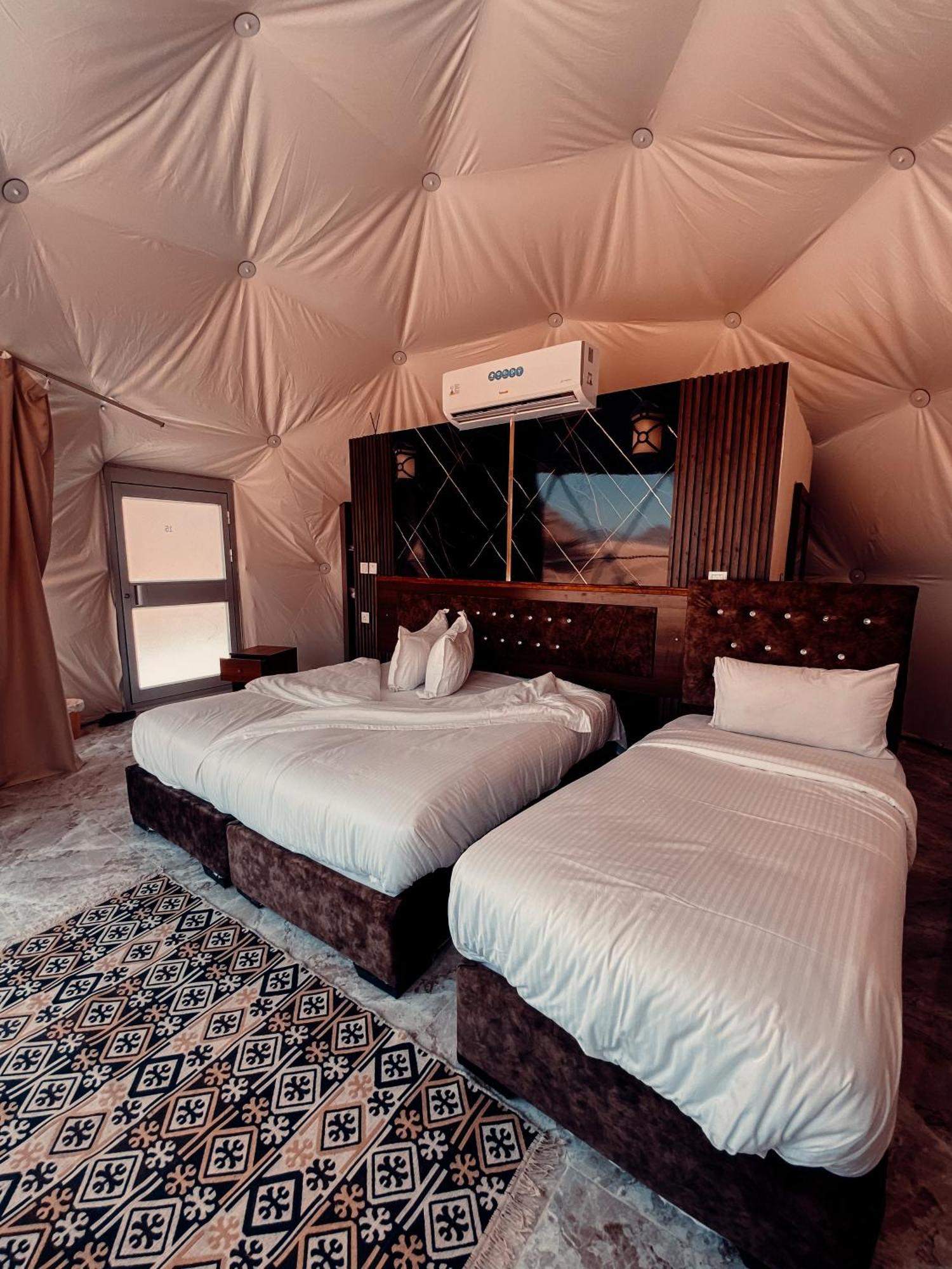 Julia Rum Luxury Camp Wadi Rum Zewnętrze zdjęcie